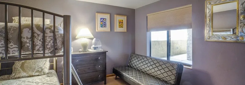 Condo - Walk to Gondola, Sleeps 7