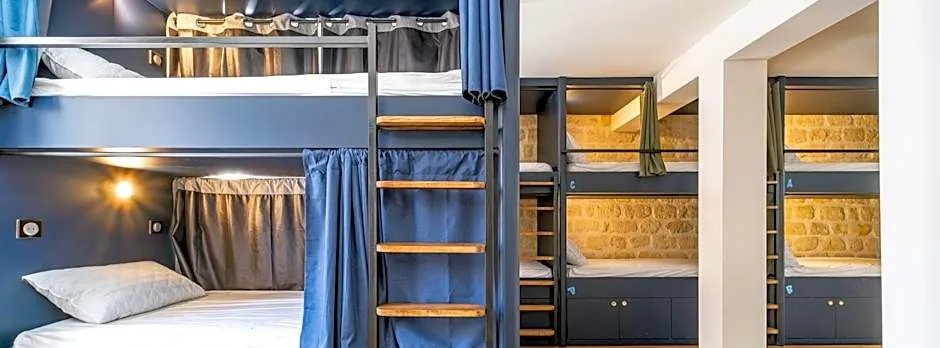 FRATERNiTY-HOTEL