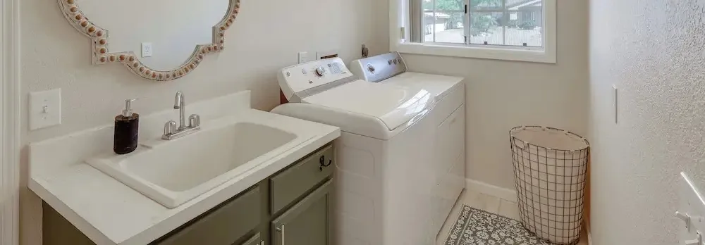 Hot Tub & Lake Views: Lake Havasu City Oasis