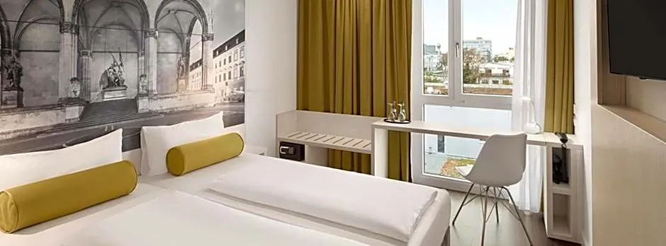 Super 8 by Wyndham Munich City North