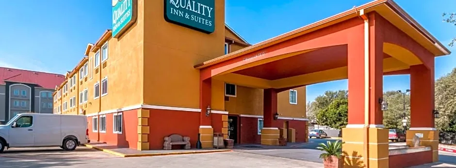 Quality Inn & Suites Seaworld North