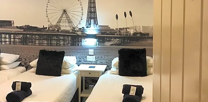 Happy Return Hotel
