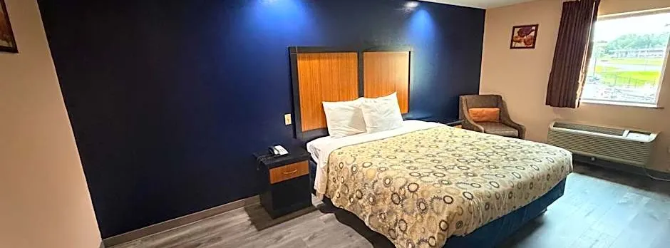 Paradise Inn & Suites
