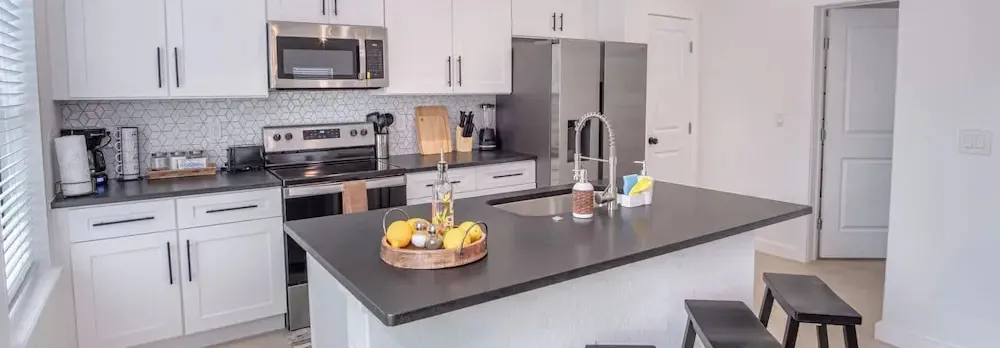 Experience Modern Luxury! 3br/2.5ba Home Near DT