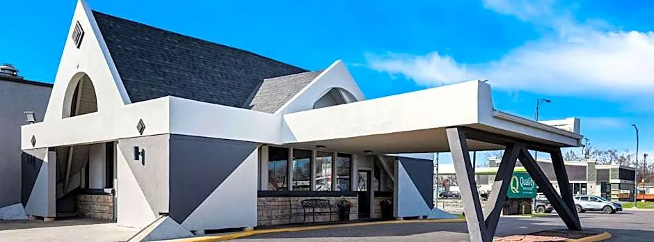 Quality Inn & Suites Council Bluffs - Omaha East