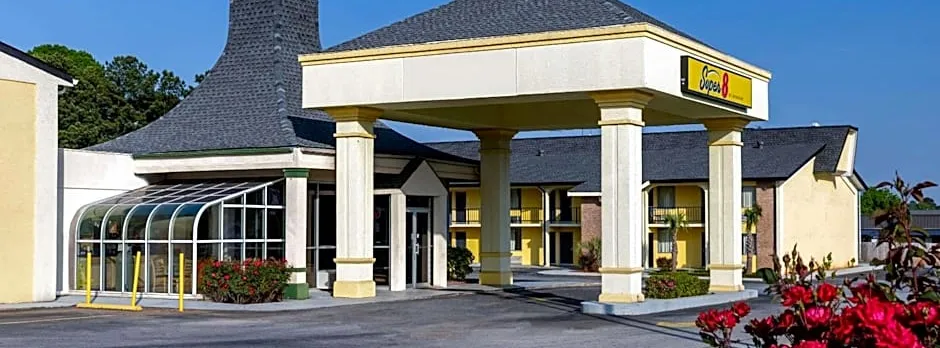 Super 8 by Wyndham McDonough GA