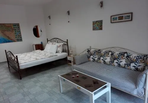 Studio Apartment David