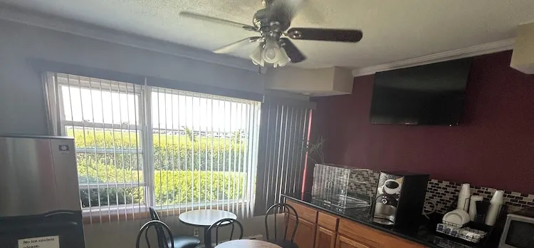 Royal Rest Motel
