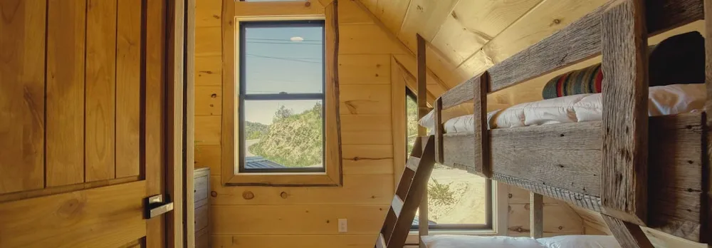 Birch Lodge by Avantstay Indoor Pool, Theater, Game Room & Stunning Views!