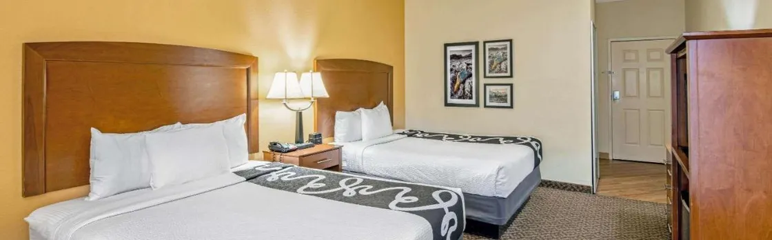 La Quinta Inn & Suites by Wyndham Lawton / Fort Sill