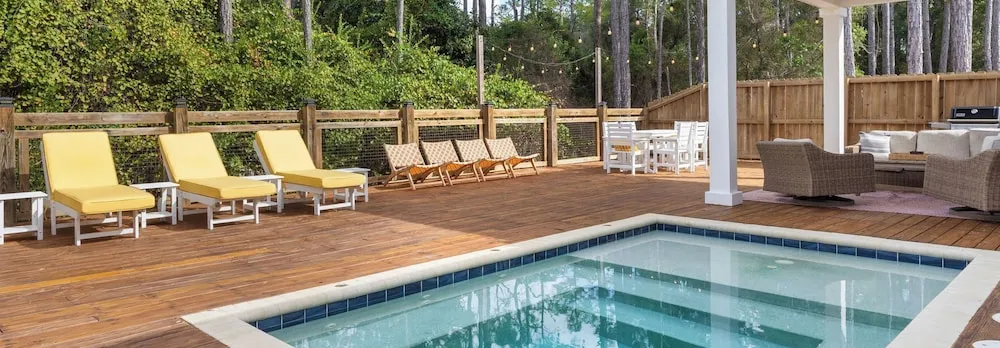 Priv Heated Pool + Hot Tub, Boat-friendly, Sleeps 16! Good Times by Avantstay