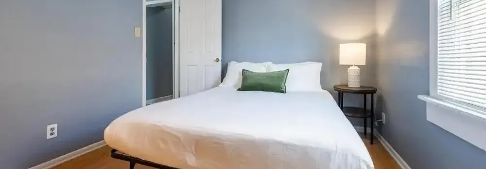 Affordable Quaint Retreat in Indianapolis