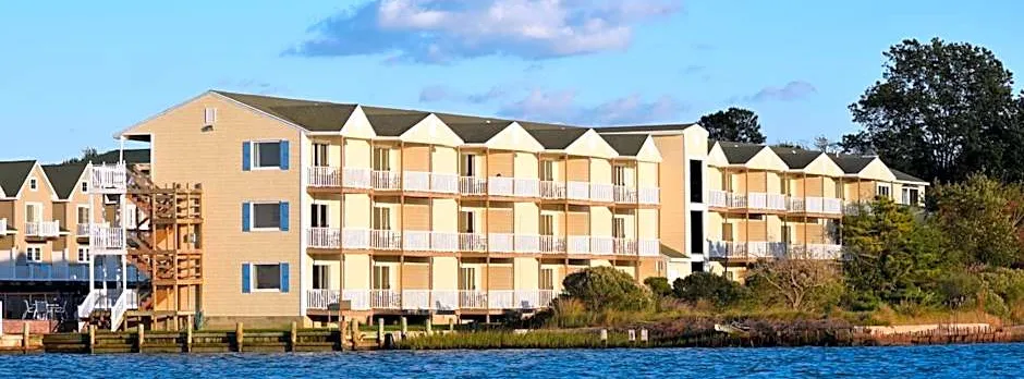 Waterside Inn Chincoteague Island