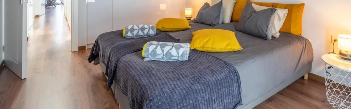 Modern Living - 2 Bedroom & 2 Bathroom - Greecing