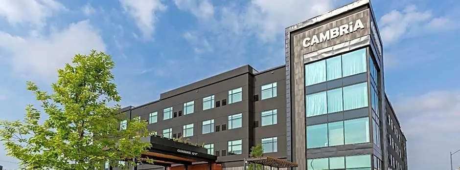Cambria Hotel Austin Airport