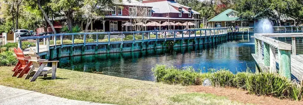 Dog-friendly Home Located In Gated Community W/shared Pool, Wifi, Central AC, WD