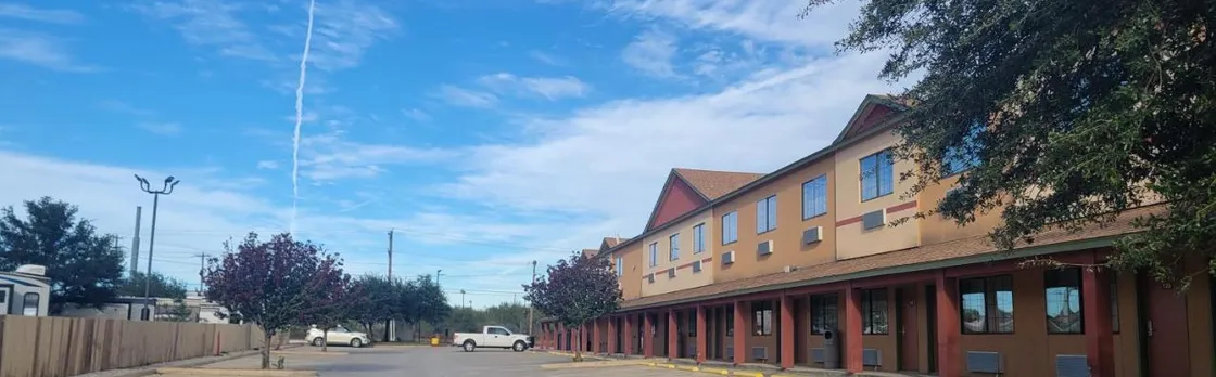 Whitten Inn Cotulla