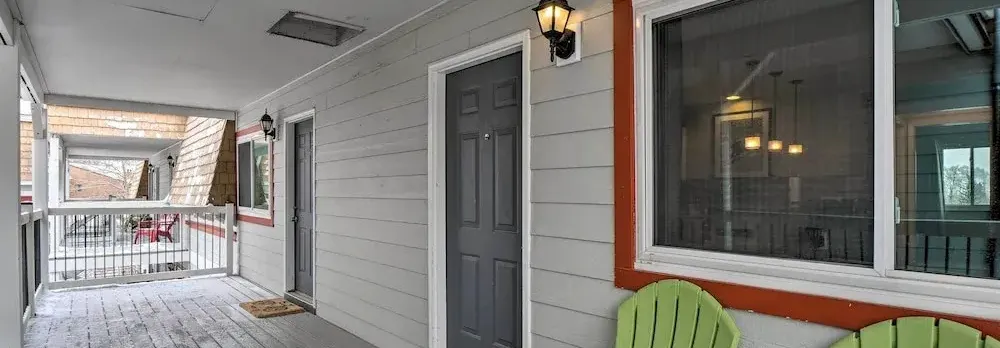 Walk to Lifts: Main Street Breck Condo w/ Mtn View