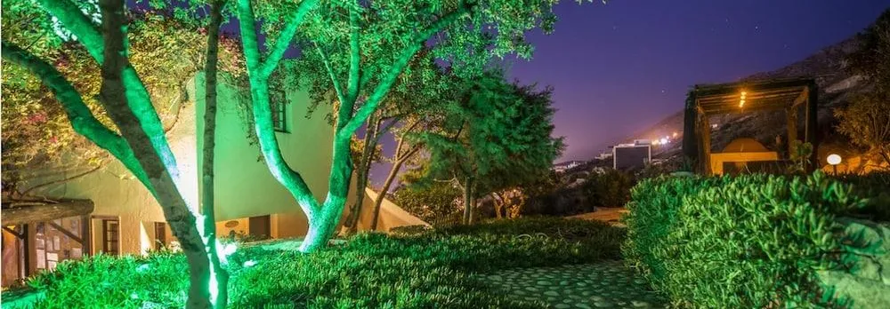 Private Villa Full View for Up To 10 Vacationers