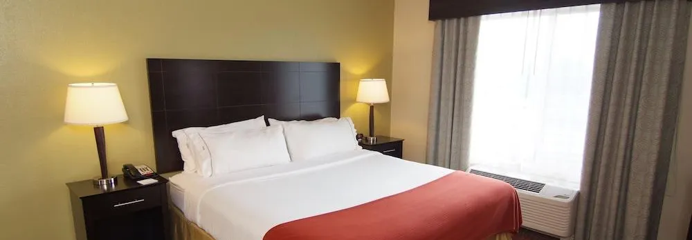 Holiday Inn Express Hotel & Suites Indianapolis North - Carmel