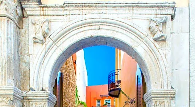 Casa Moazzo Suites and Apartments
