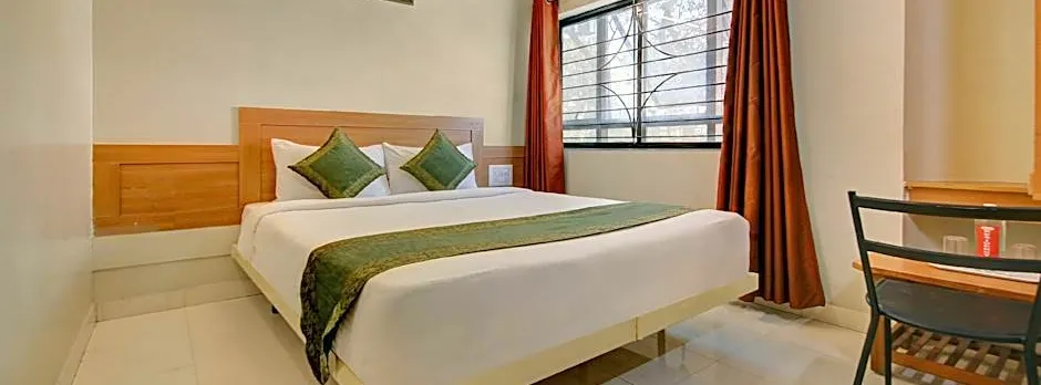 Itsy Hotels KES Residency, 10 Mins From KSR Bengaluru City Junction