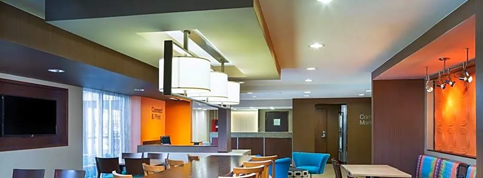 Fairfield Inn & Suites by Marriott San Antonio Airport/North Star Mall