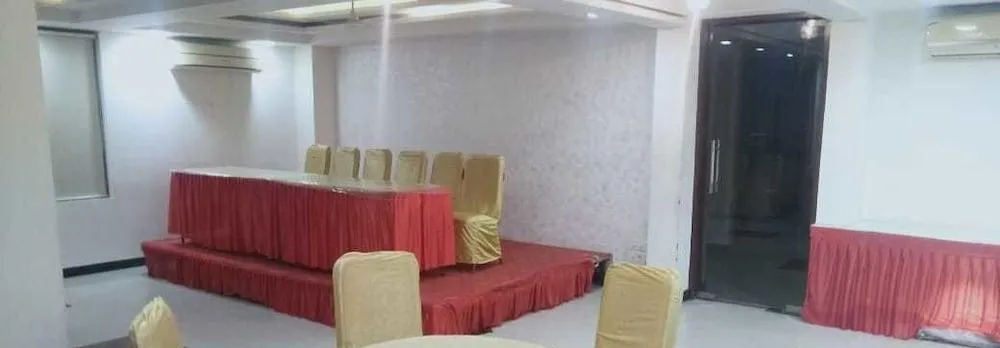 Treebo Corporate Inn