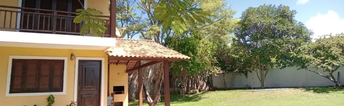 Casa Grande Com Piscina Em Florianopolis