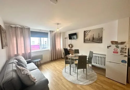 London Bridge apartment