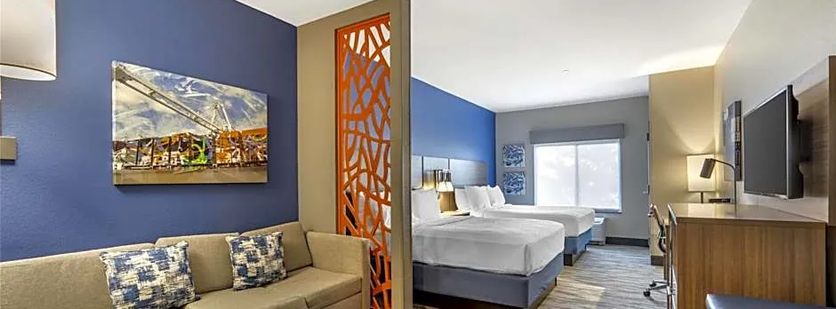 Best Western Plus Castlerock Inn & Suites