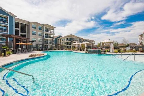 Spacious Furnished Resort Style Apartments