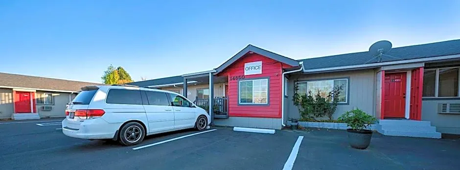 OYO Hotel Portland OR near Airport