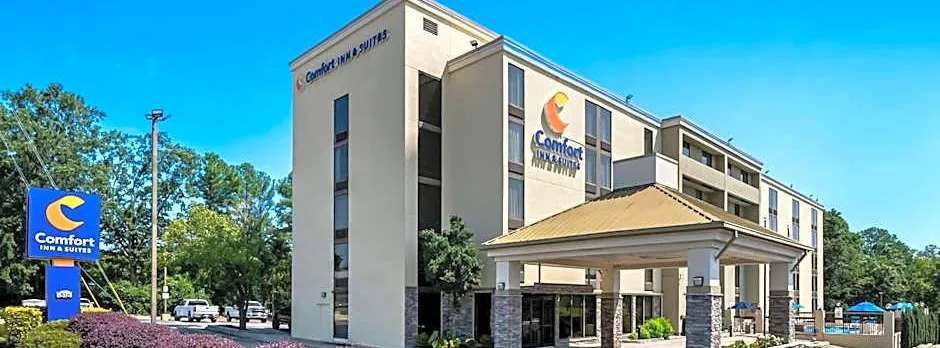 Comfort Inn & Suites Durham near Duke University