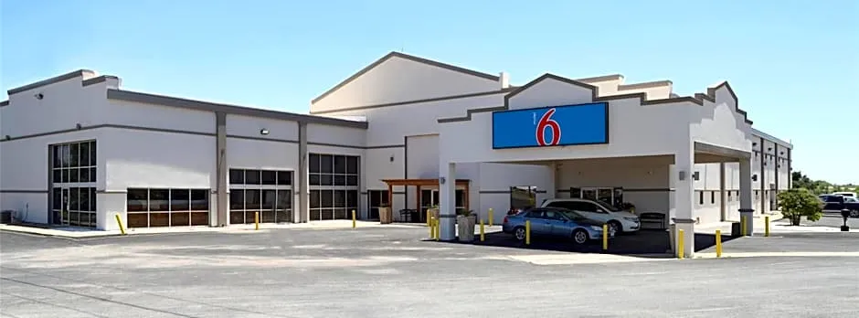Motel 6-Snyder, TX