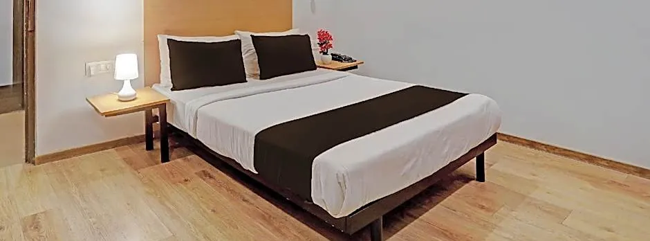 Townhouse 600 - Secunderabad near Yashoda Hospital and Railway Station