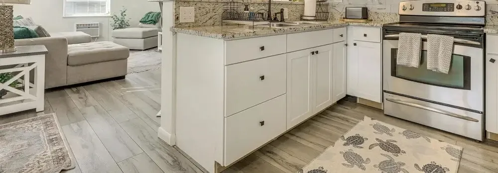 Walk to Shops & Dining: Downtown Stuart Home!