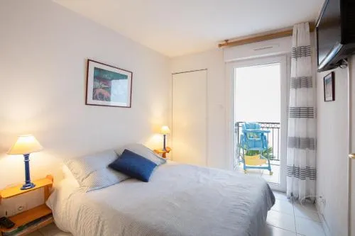 Palazzio Vieux Port by Welcome to Cannes