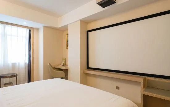 Vienna Hotel (Shenzhen South China City, Hehua Metro Station)