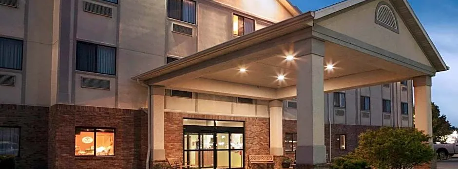 Super 8 by Wyndham Perryville
