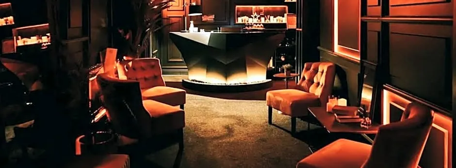 Impossible Motel