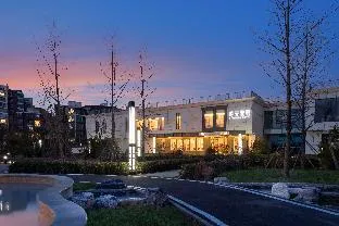 A Memory Hotel