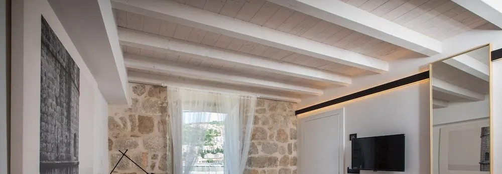 Bova Luxury Rooms