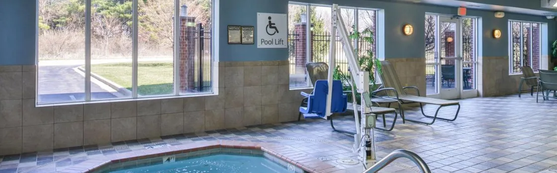 Holiday Inn Express Hotel & Suites Urbana - Champaign (U of I Area)