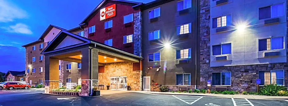 Best Western Plus Blaine at the National Sports Center