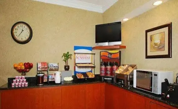 Comfort Inn & Suites