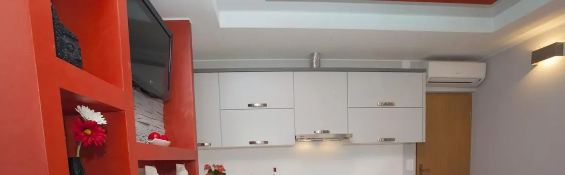 Lara Apartments