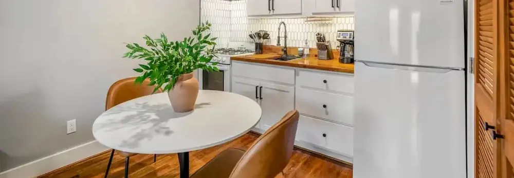 East End Studio Close to Houston Hotspots