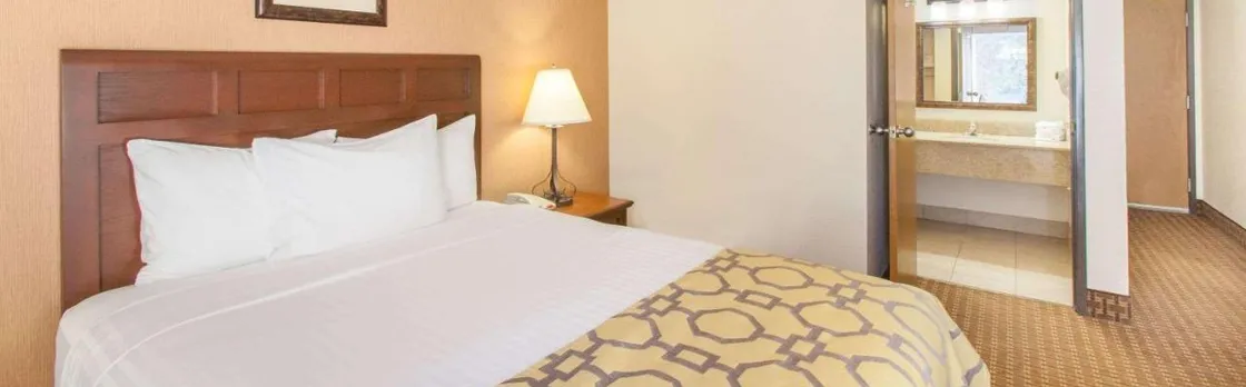 Baymont by Wyndham Branson - on the Strip