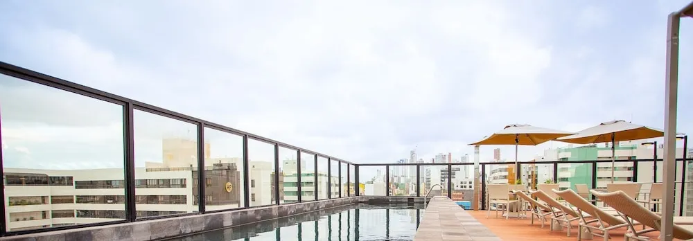 Urban #305 - Comfort in Tambau by Carpediem